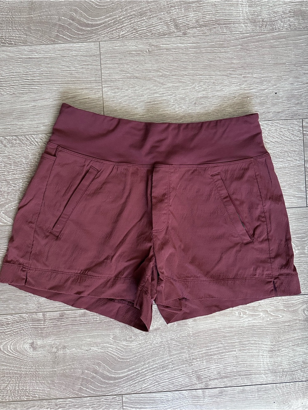 Athleta Trekkie North Short Burgundy Athletic Shorts with Wide Waistband